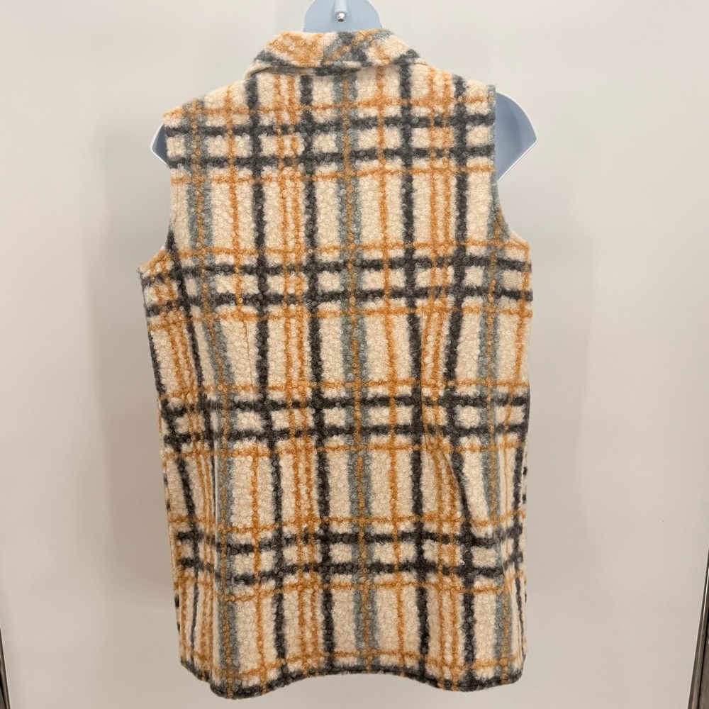 NWT New York Clothing Co. Plaid Sherpa Vest | Soft Fuzzy Check Print 1X - Picture 3 of 14